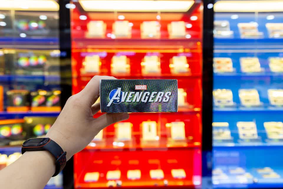CPU Intel Core i9-10900K Avengers Edition (3.7GHz turbo up to 5.3GHz, 10 nhân 20 luồng, 20MB Cache, 125W) - Socket Intel LGA 1200
