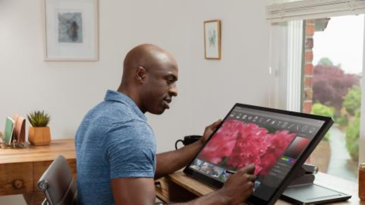 CPU Intel Core i9-10980XE (3.0GHz turbo up to 4.6Ghz, 18 nhân 36 luồng, 24.75MB Cache, 165W) - Socket Intel LGA 2066