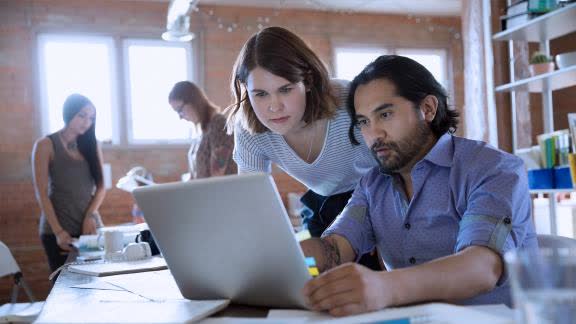 CPU Intel Xeon Bronze 3104 (1.7GHz, 6 nhân, 6 luồng, 8.25MB Cache, 85W) - Socket Intel LGA 3647