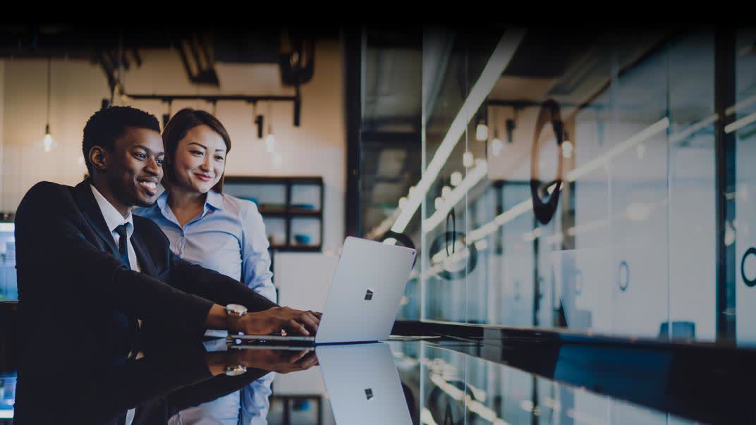 CPU Intel Xeon W-2145 (3.7 GHz / 11MB / 8 Cores, 16 Threads / Socket R4 (LGA2066)) (Tray)