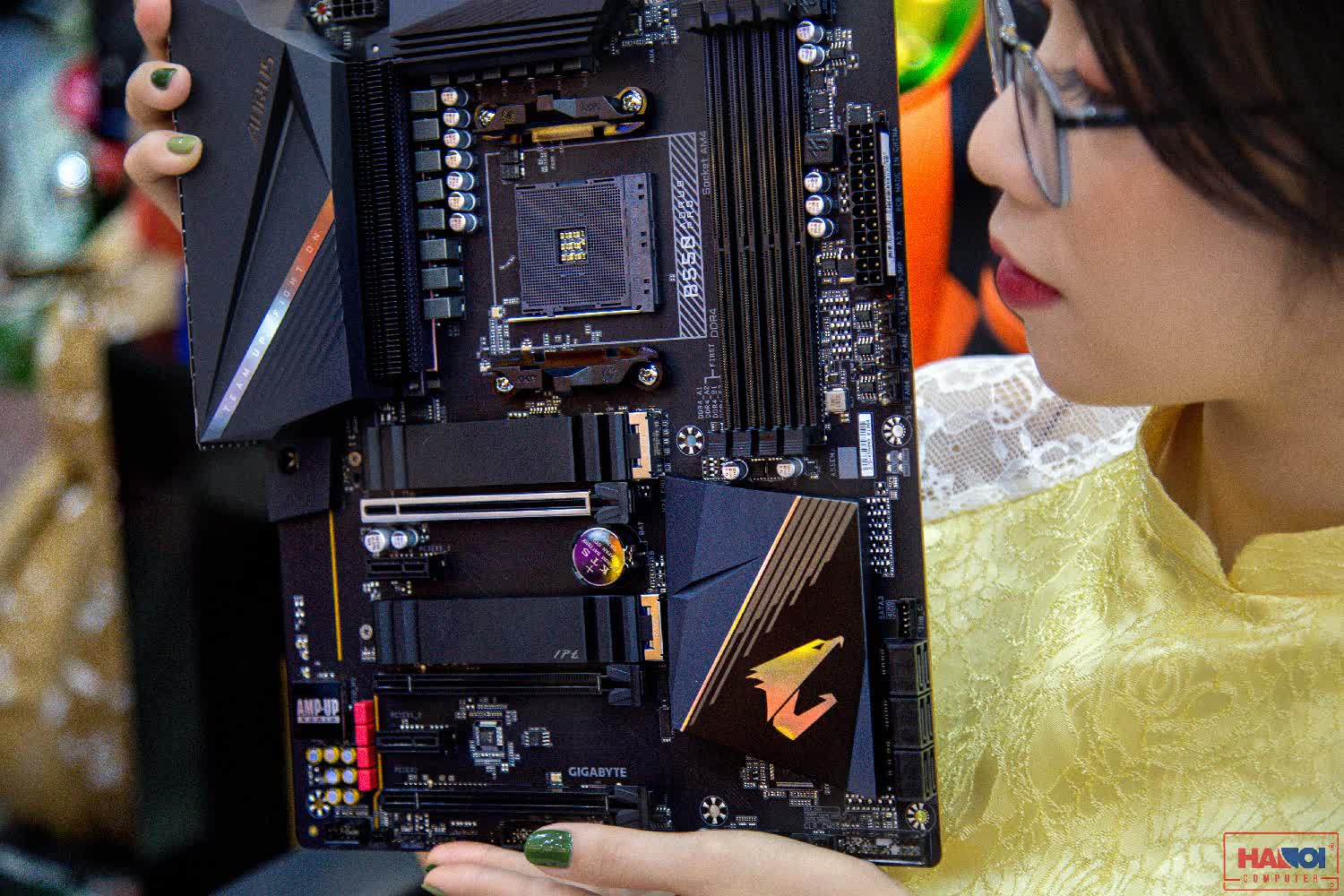 Mainboard Gigabyte B550 AORUS PRO (AMD B550, Socket AM4, ATX, 4 khe RAM DDR4)