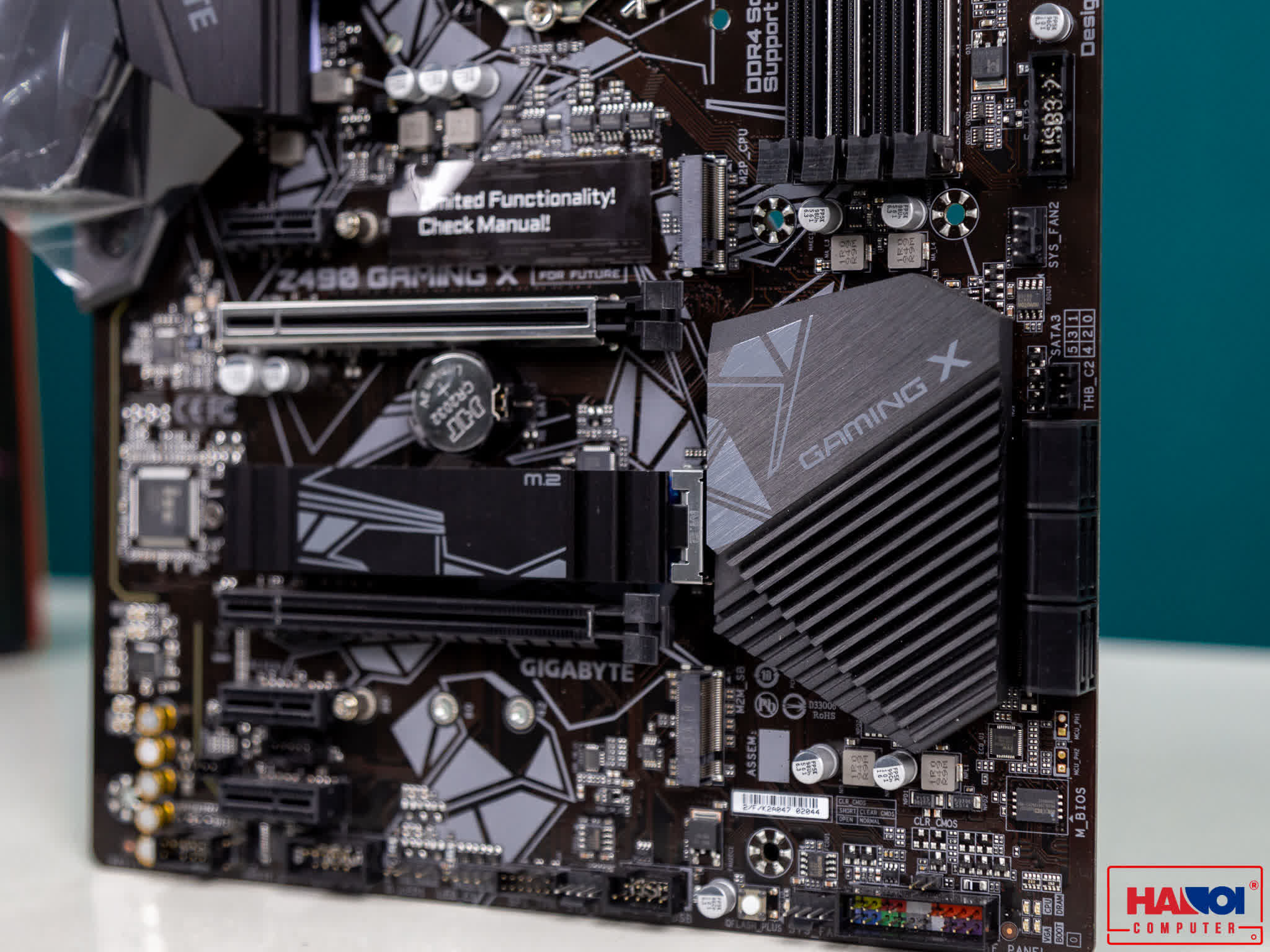 Mainboard GIGABYTE Z490 GAMING X (Intel Z490, Socket 1200, ATX, 4 khe RAM DDR4)