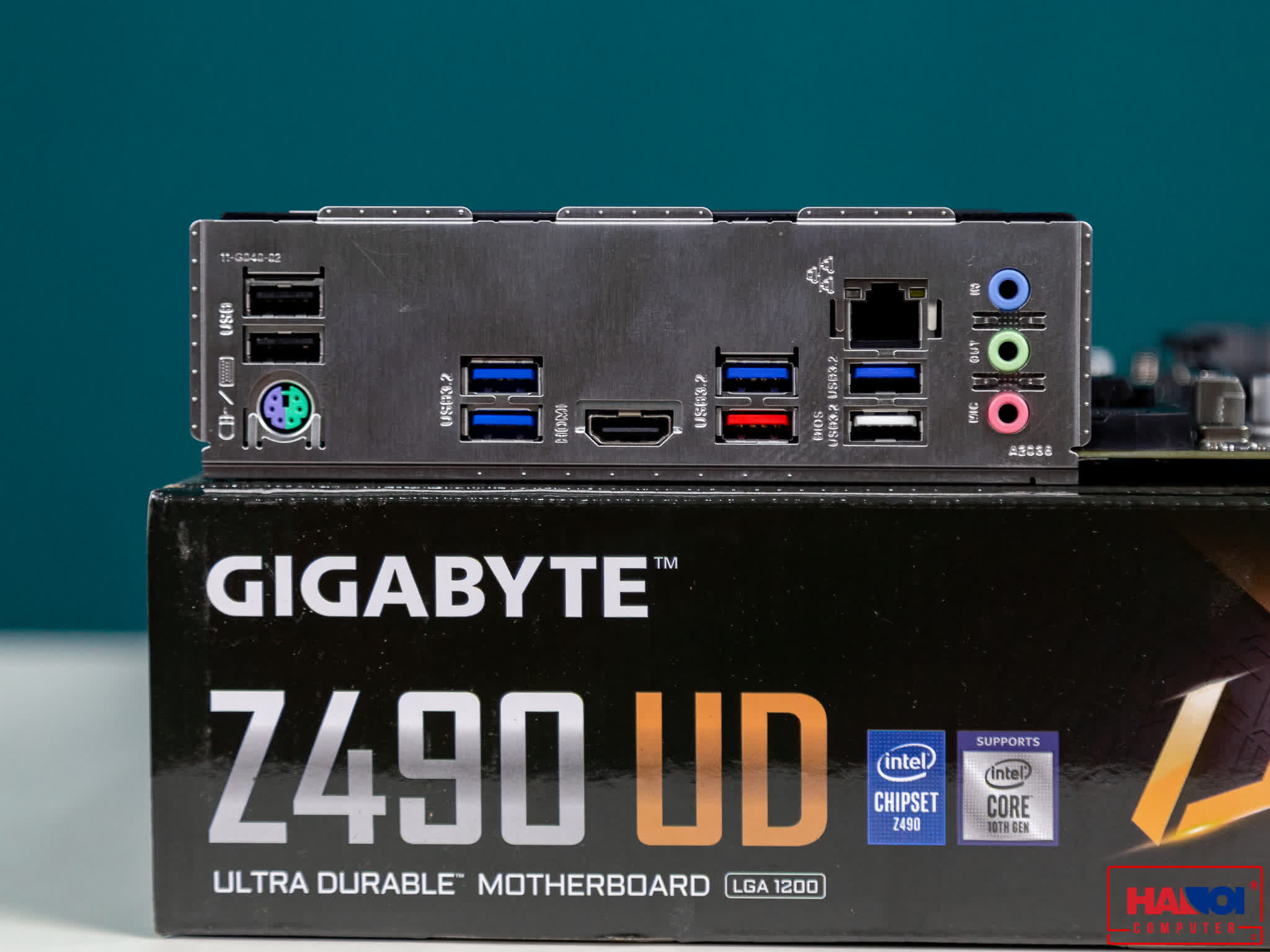 Mainboard GIGABYTE Z490 UD (Intel Z490, Socket 1200, ATX, 4 khe RAM DDR4)