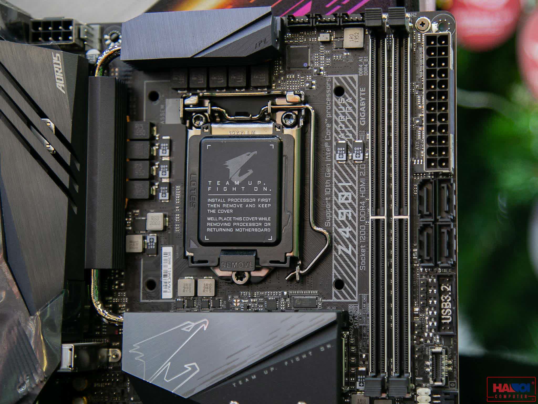 Mainboard GIGABYTE Z490i AORUS ULTRA (Intel Z490, Socket 1200, Mini ITX, 2 khe RAM DDR4)