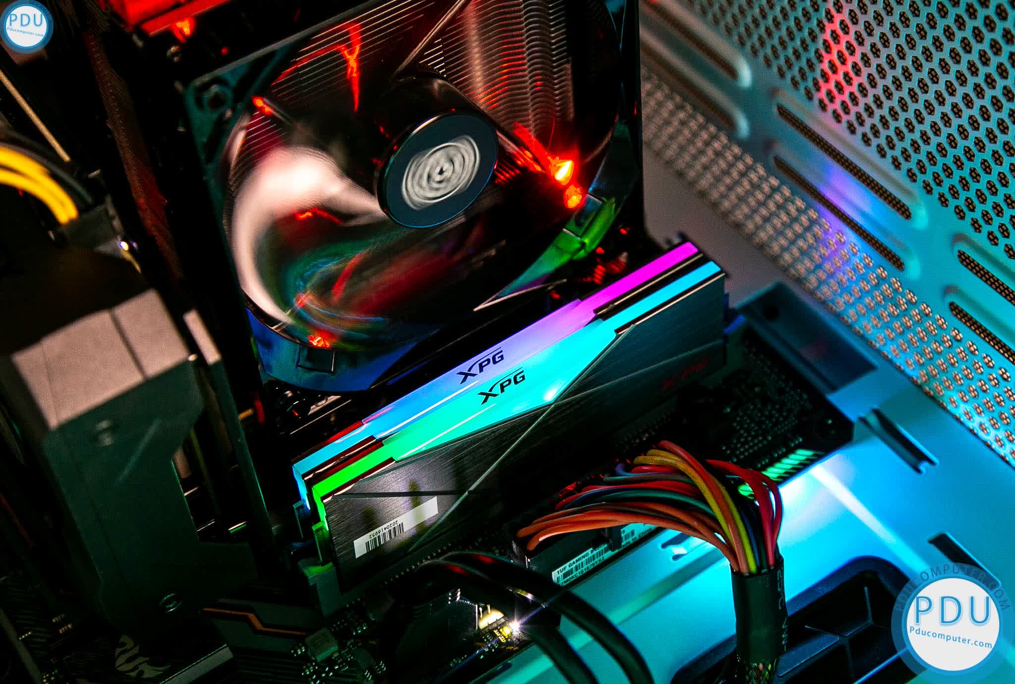 Ram Desktop Adata XPG Spectrix D50 RGB (AX4U320038G16A-DT50) 16GB (2x8GB) DDR4 3200Mhz