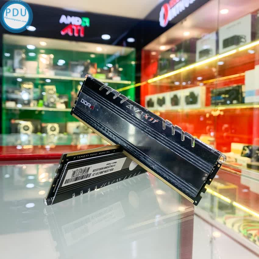 RAM Desktop AVEXIR 2COB Core 16GB (2x8GB) DDR4 2400MHz