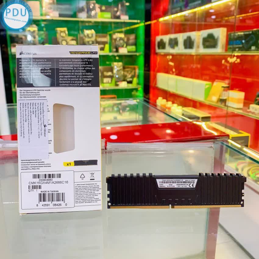 RAM Desktop Corsair Vengeance LPX (CMK8GX4M1D3000C16 ) 8GB (1x8GB) DDR4 3000MHz