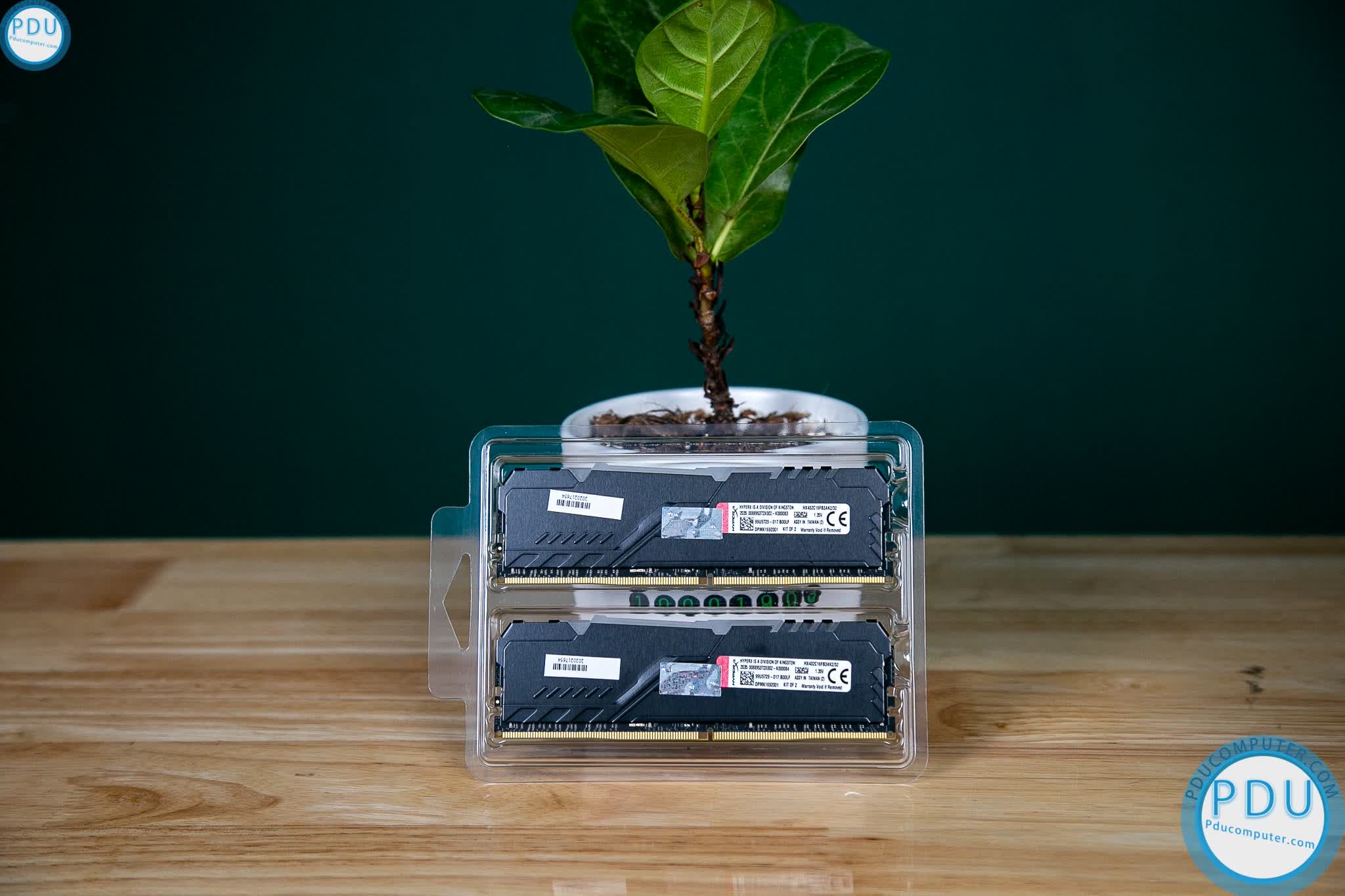 Ram Desktop Kingston HyperX Fury RGB (HX432C16FB4AK2/32) 32GB (2x16GB) DDR4 3200Mhz