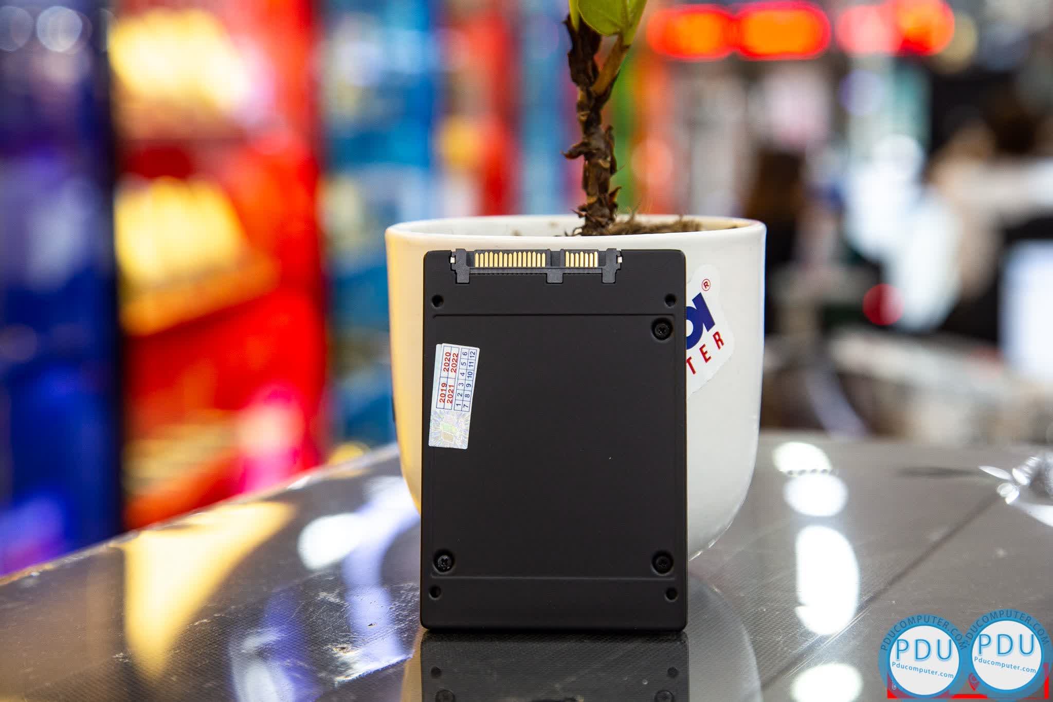 Ổ cứng SSD WD Ultrastar DC SA210 (240GB/2.5 inch/SATA/Đọc 510 MiB/s, Ghi 475 MiB/s) (0TS1649)