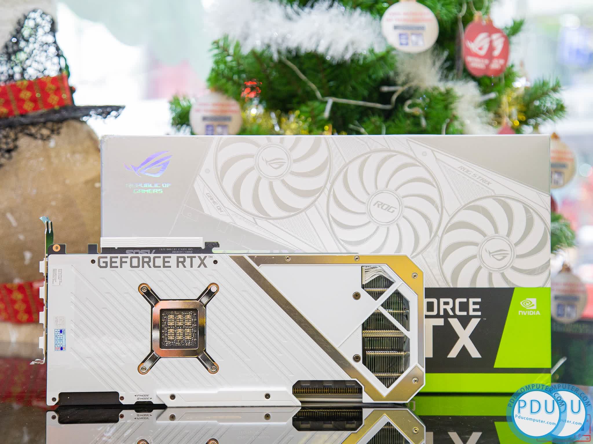 Card màn hình ASUS ROG STRIX RTX 3090-O24G-WHITE (24GB GDDR6X, 384-bit, HDMI +DP, 3x8-pin)