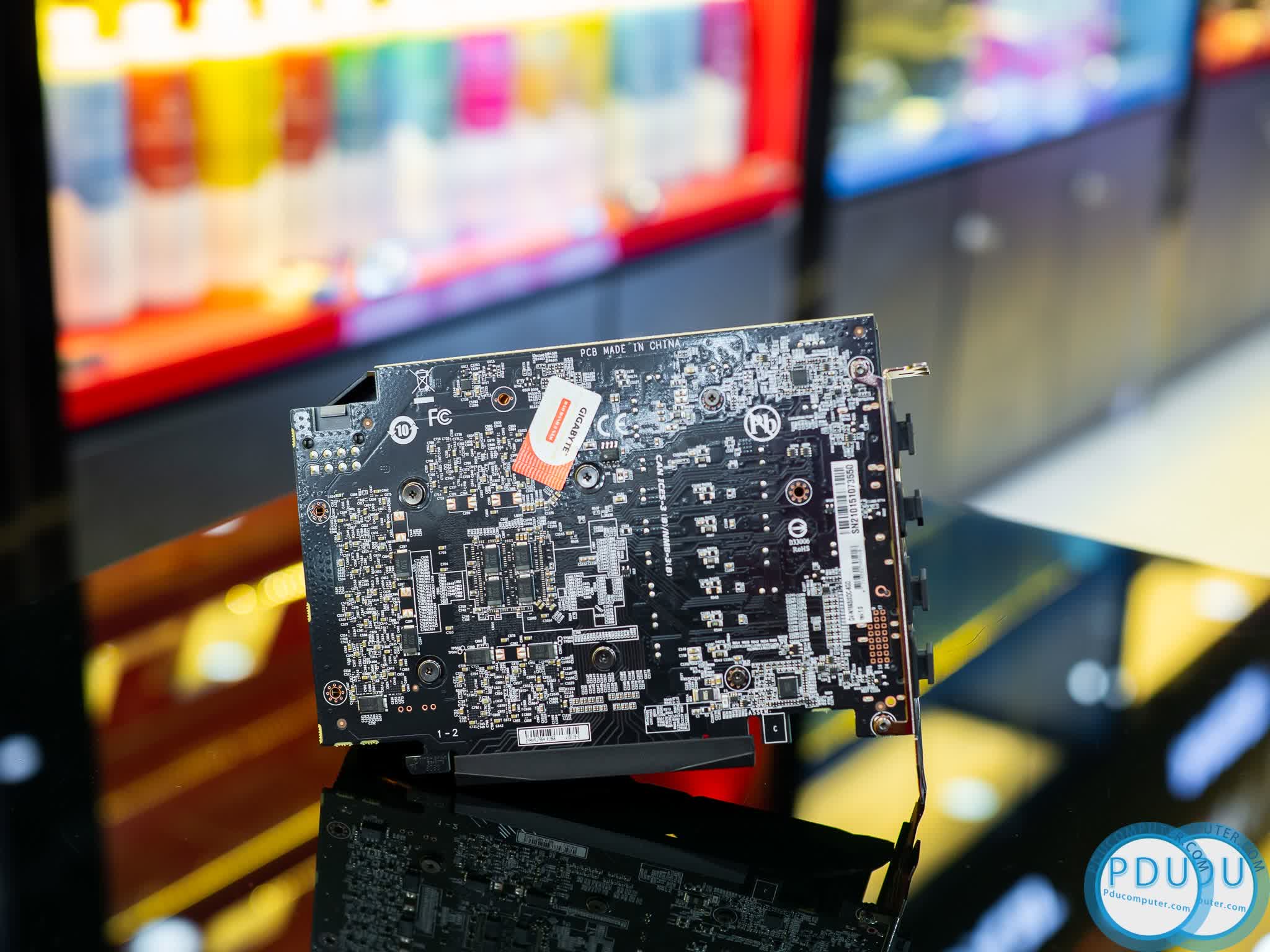 Card màn hình Gigabyte GTX 1660 Super Mini ITX-6GD (6GB GDDR6, 192-bit, HDMI+DP, 1x8-pin)