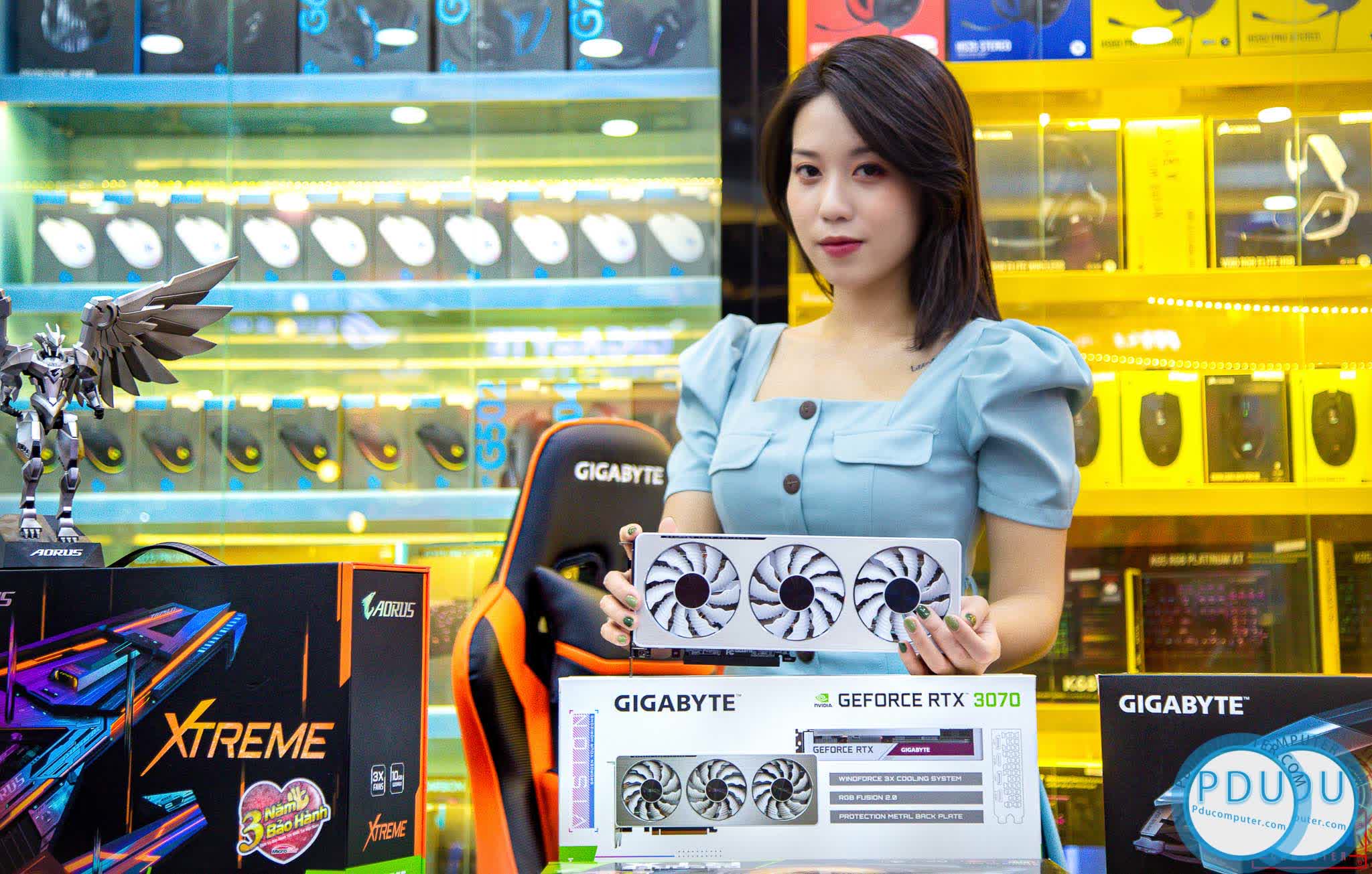 Card màn hình Gigabyte RTX 3070 VISION OC - 8GD (8GB GDD6, 256-bit, HDMI +DP, 1x8-pin+6x1-pin)