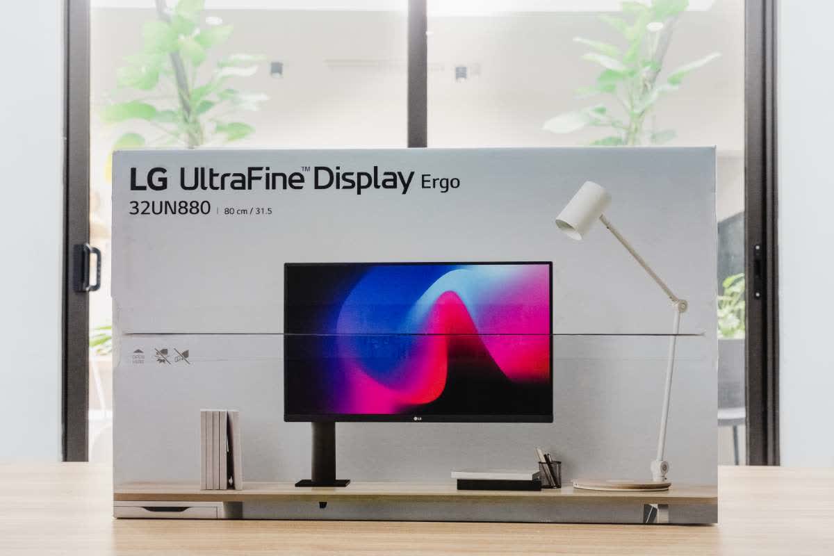 Màn hình LG 32UN880 (31.5inch/UHD 4K/IPS/60Hz/5ms/350nits/HDMI+DP+USBType-C+Audio/FreeSync)