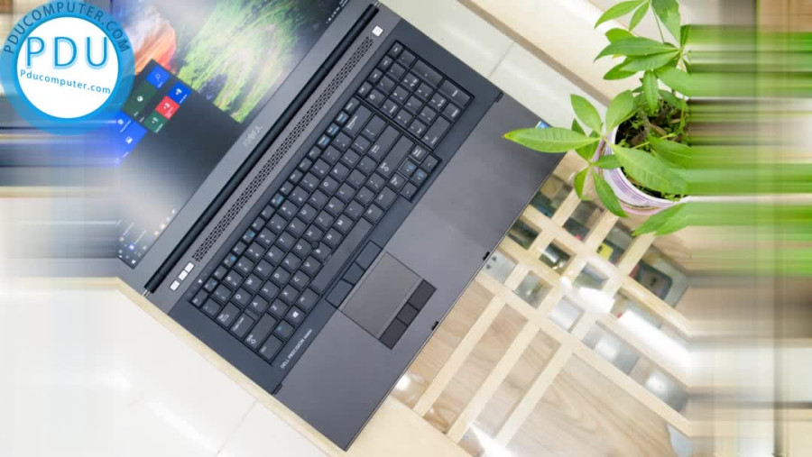 ngoài hình Dell Precision M6800 Mobile Workstation i7 4800MQ | RAM 16GB | SSD 256GB + HDD 1TB | 17.3″ Full HD | VGA K4100-DDR5