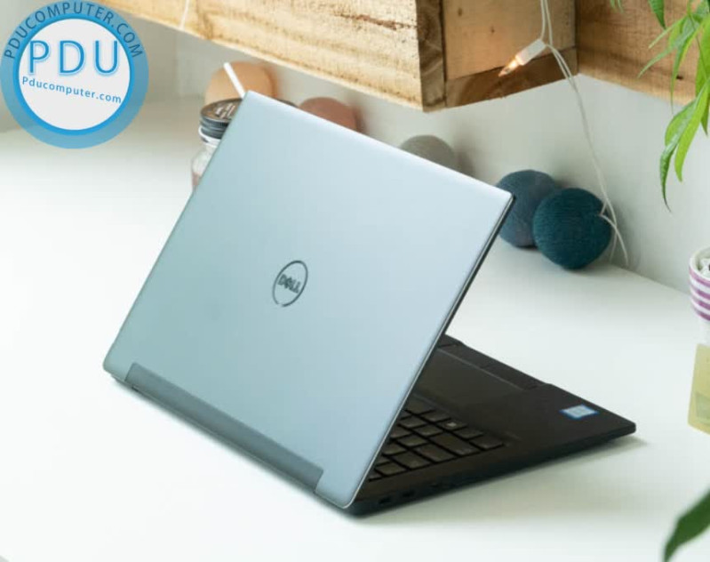 ngoài hình Laptop Cũ Dell Latitude 7370 M5- 6Y54/ RAM 8GB /SSD 256GB/ 13.3″FHD