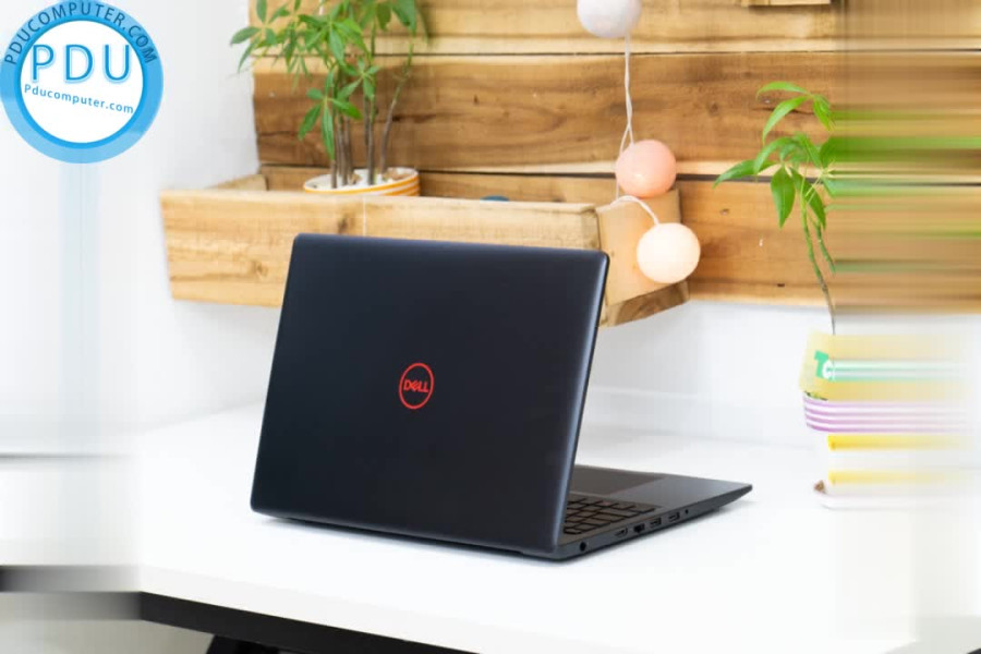 ngoài hình Laptop Dell G3 3579 Core i5-8300H| RAM 8GB| HDD 500gb + SSD 128GB| VGA 4GB NVIDIA GTX 1050| 15.6 inch FHD
