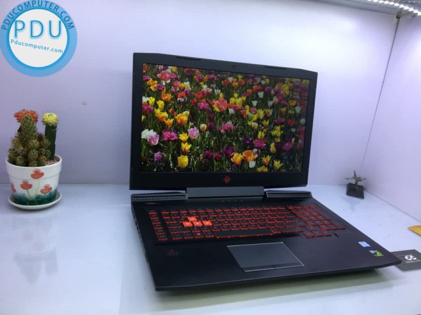 Nội quan Laptop Cũ GAMING HP OMEN 17 2017 CORE I7 7700HQ/ RAM 16G/ SSD 128+HDD 1T/ GTX 1070 8G/ MÀN 17.3 FULL HD IPS
