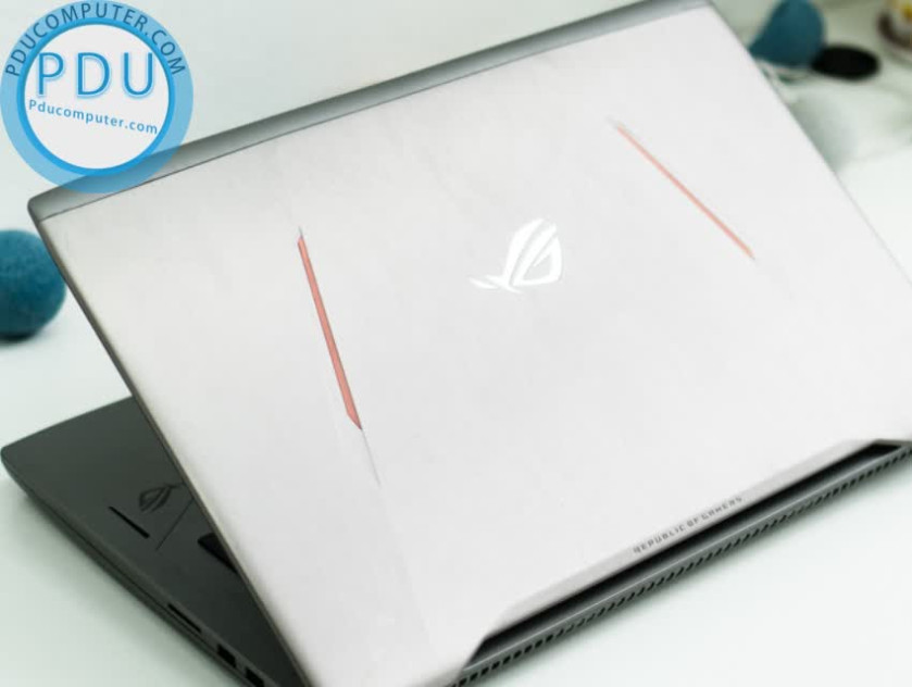 ngoài hình Asus ROG GL702VSK i7-7700HQ| Ram 16GB| HDD 1TB| FHD| GTX 1070 (8GB)