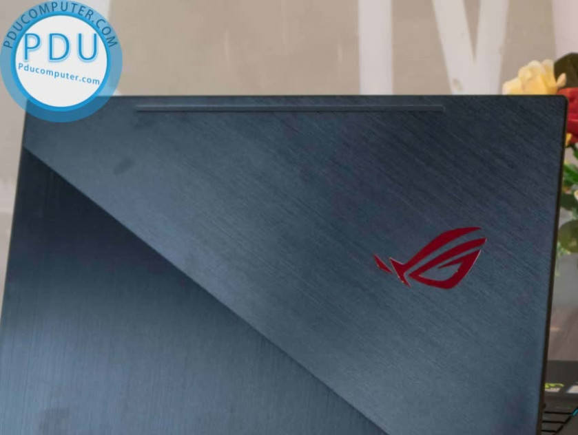 ngoài hình Laptop cũ ASUS ROG Zephyrus M GM501 I7-8750H| RAM 16GB| SSD 256GB| CARD GTX 1060| FULL HD