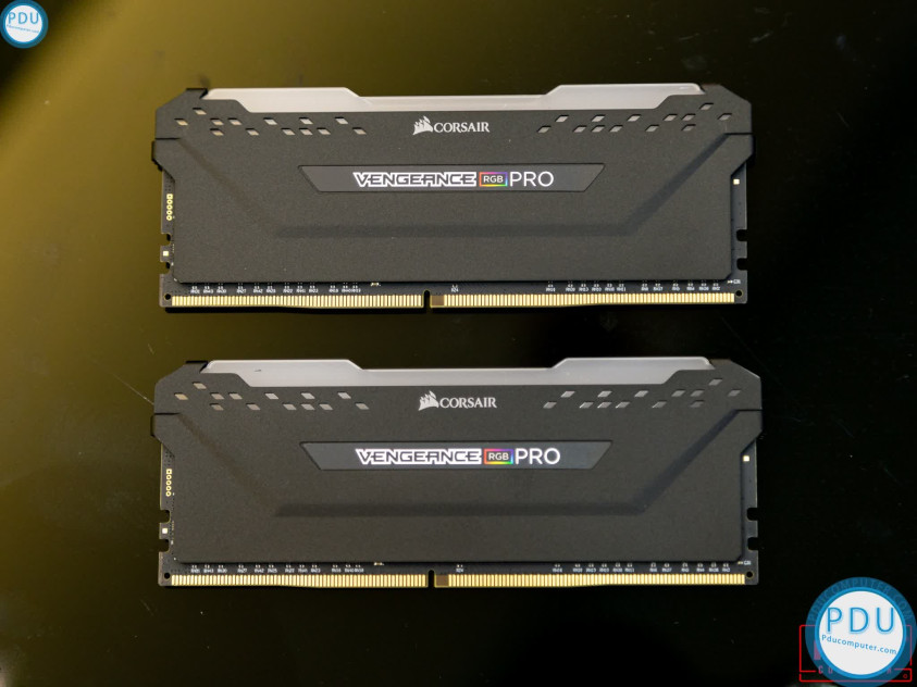 Ram Desktop Corsair Vengeance RGB (CMW64GX4M2E3200C16) 64GB (2x32GB) DDR4 3200MHz